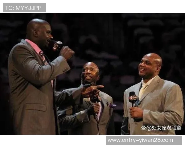 奥尼尔与飞猪的巅峰对决谁能笑到最后揭开篮球与娱乐的精彩碰撞